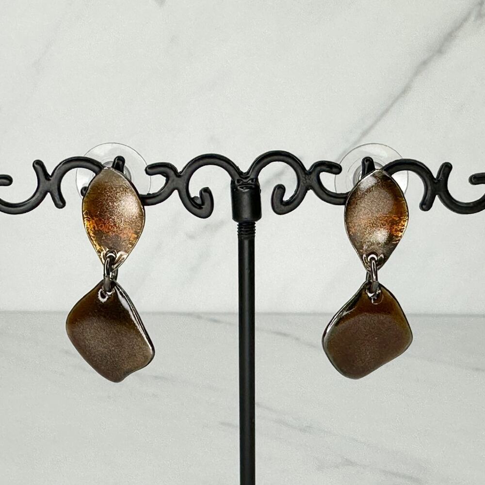 Chico's Gold Tone Enamel Drop Earrings ✨